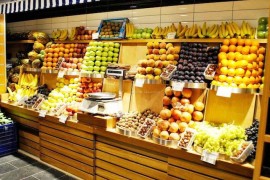 吃不起的水果背后，是网红经济下的消费盲目升级！